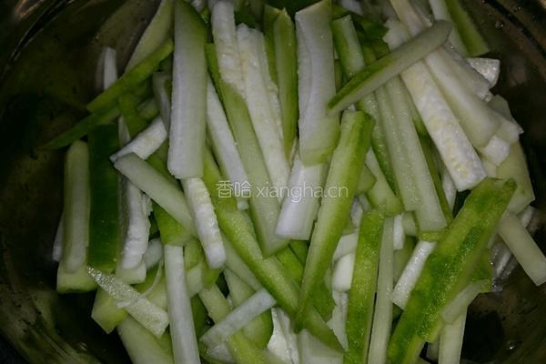鱼尾节瓜汤的做法图解1