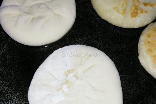韭菜鸡蛋陷饼的做法图解6