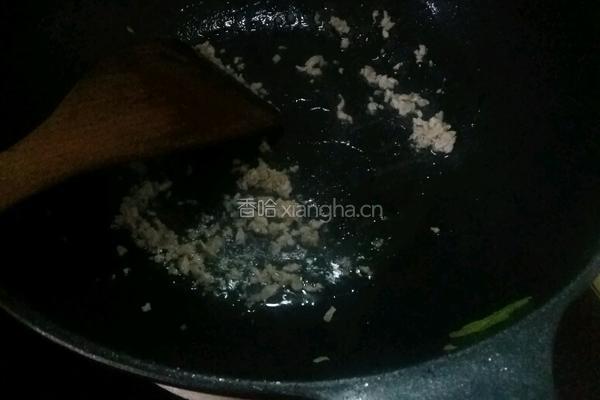 火爆手撕肉末生菜，的做法图解3