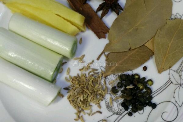 萝卜炖羊排的做法图解3