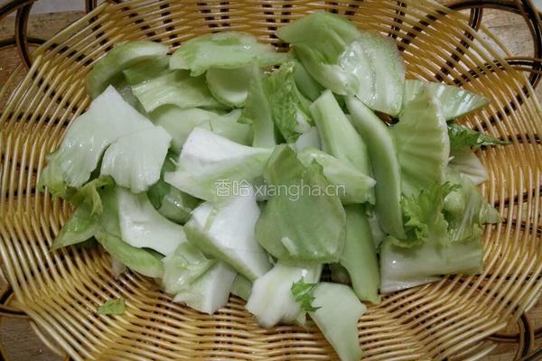 肉片炒包心芥菜的做法图解2