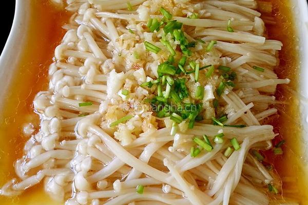 蒜蓉蒸金针菇
