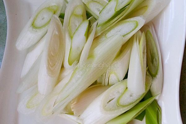 葱烧豆腐 的做法图解3