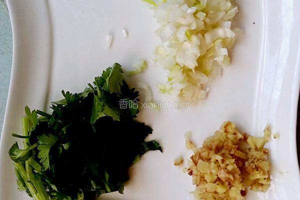 血豆腐粉丝汤的做法图解2