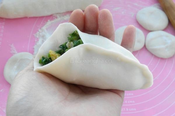韭菜盒子的做法图解11