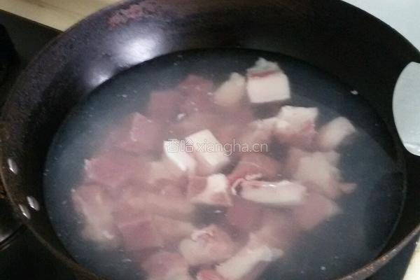 萝卜红烧肉的做法图解4