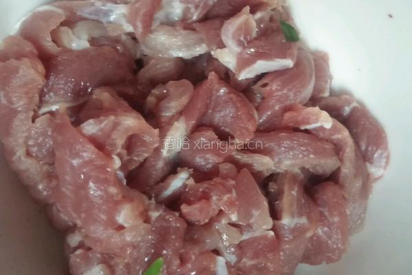 瘦肉焖炸豆腐的做法图解2