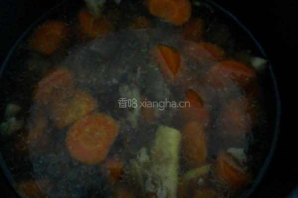胡萝卜炖羊肉的做法图解8
