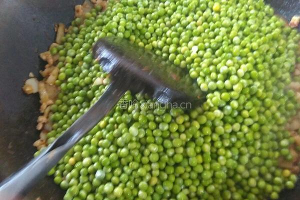 嫩豌豆烧肉的做法图解8