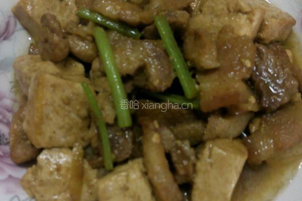 五花肉烧豆腐