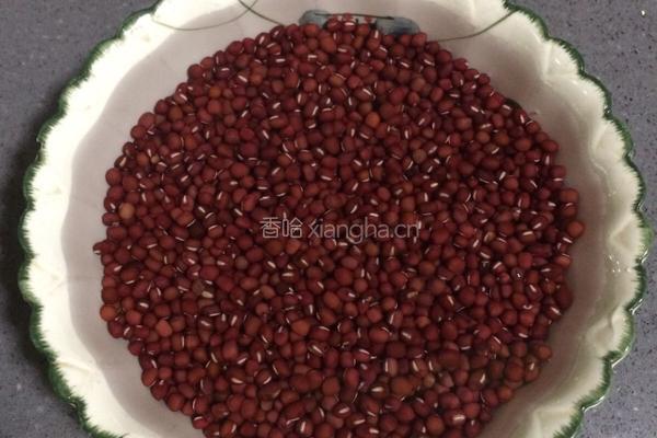 自制红豆沙馅的做法图解1