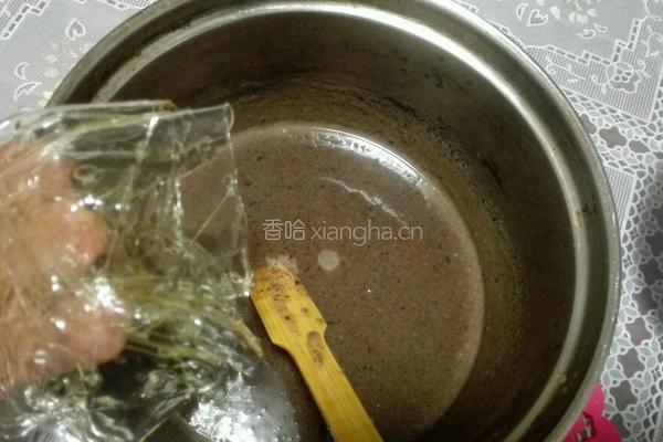 巧克力慕斯蛋糕的做法图解4