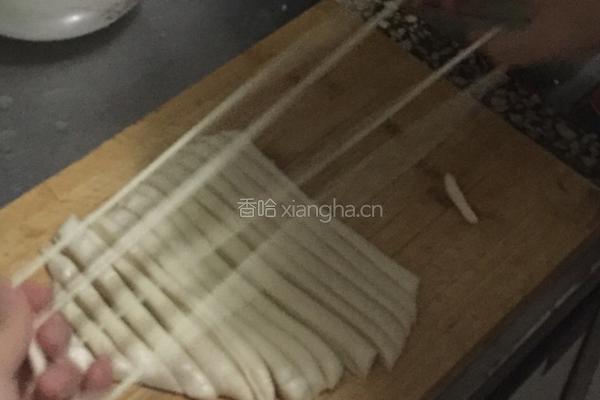 油泼棍棍面的做法图解5
