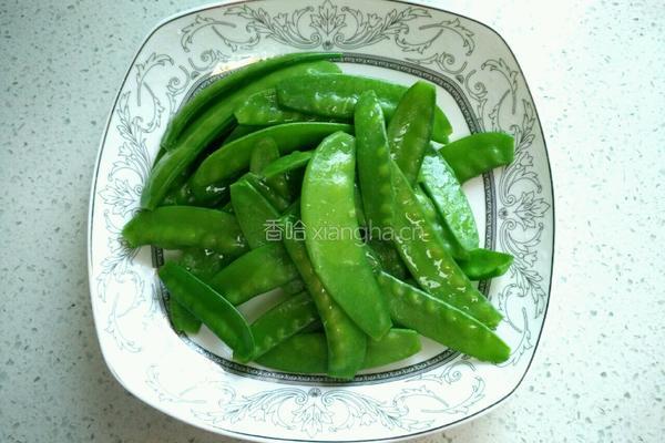 荷兰豆炒腊肉的做法图解5