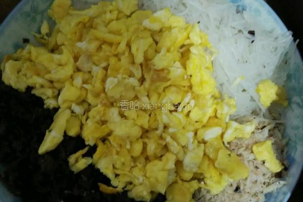 菠菜水饺的做法图解2
