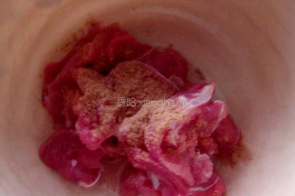 西兰花炒肉的做法图解3