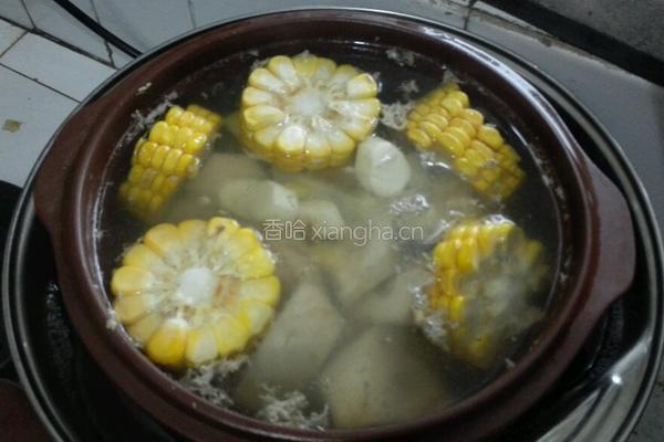 玉米排骨山药汤的做法图解3