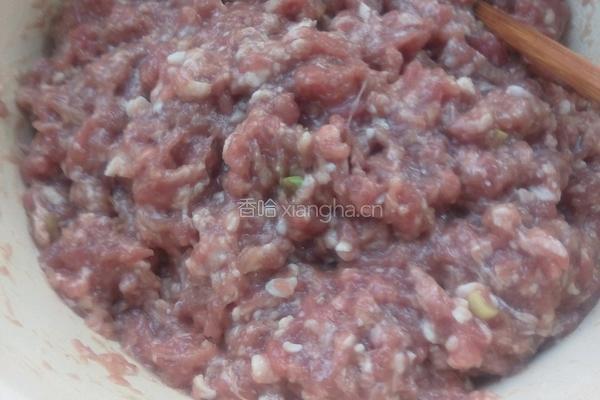 羊肉丸子汤的做法图解1