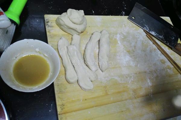 油旋儿的做法图解1