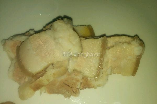 花菜炒肉片的做法图解2