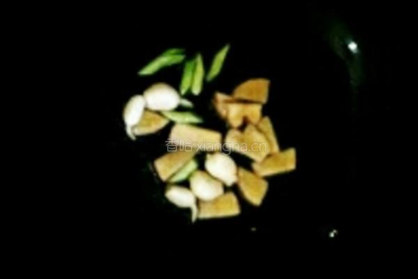 红烧鲳鱼的做法图解2