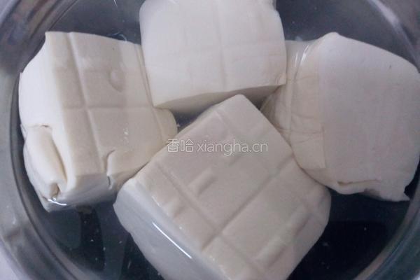香煎豆腐的做法图解1