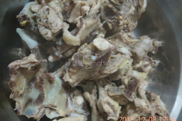 炒鸡架的做法图解2
