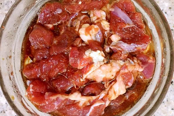 双椒羊肉的做法图解2