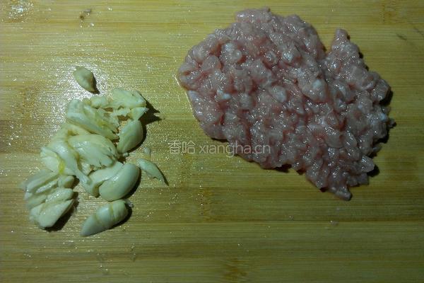 肉沫白灼菜心的做法图解3