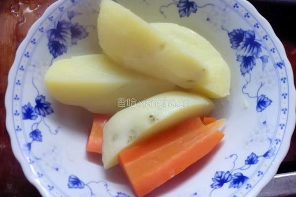 土豆奶酪虾球的做法图解8