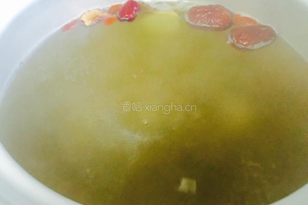 胡萝卜羊骨汤的做法图解7