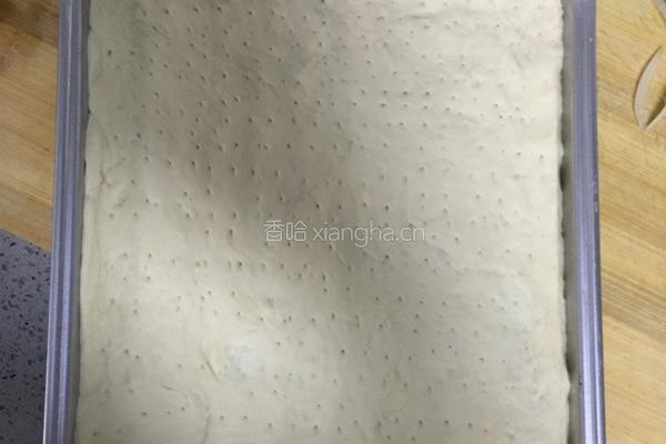 新奥尔良鸡肉鲜虾披萨的做法图解2