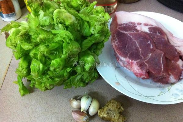 大头菜炖肉的做法图解1