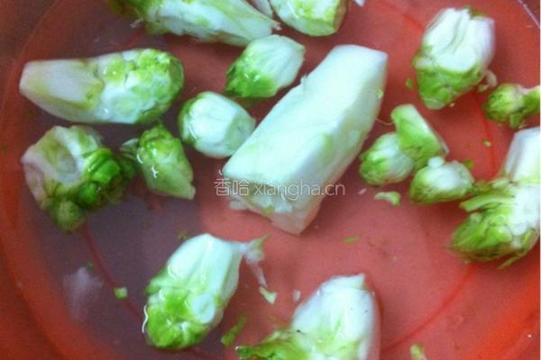 大头菜炖肉的做法图解2