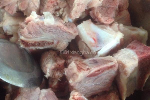 沙茶酱蒸排骨的做法图解3
