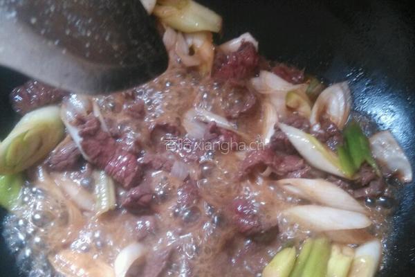葱爆牛肉的做法图解5