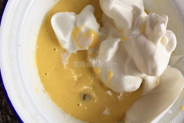 芝麻肉松蛋糕卷！的做法图解13