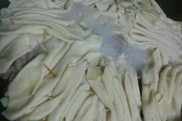 鸡汤豆腐串的做法图解7