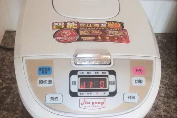 香菇红枣乌鸡汤的做法图解6