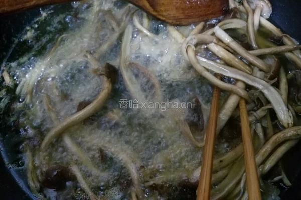 茶树菇炒猪颈肉的做法图解8