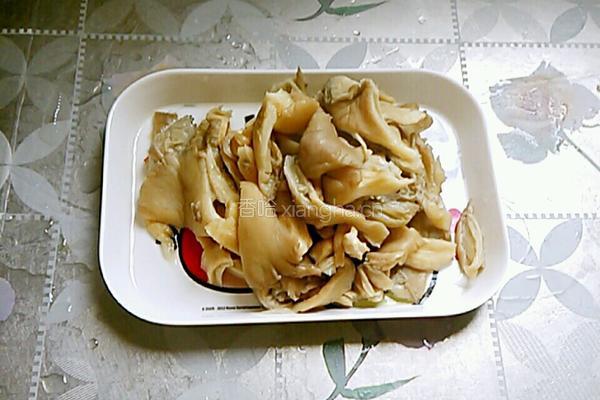 川味烧平菇的做法图解3