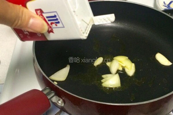 素炒球芽甘蓝的做法图解8