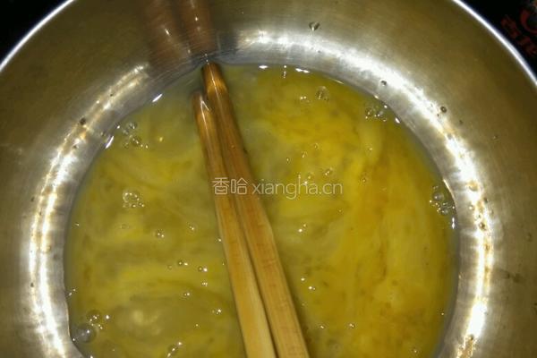沙丁鱼木耳火腿炒饭的做法图解2