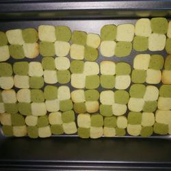 抹茶原味棋格脆饼的做法[图]