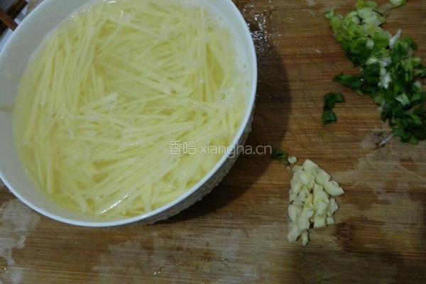 炒土豆丝的做法图解1