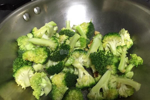 清炒西兰花的做法图解6