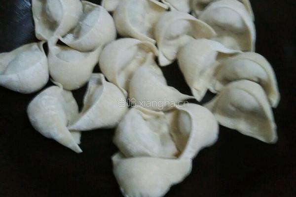牛肉煎饺的做法图解3
