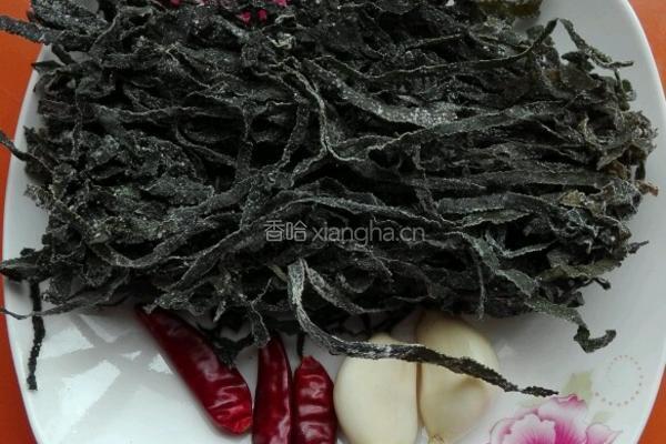 炝拌海带丝的做法图解1
