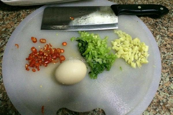 鸡蛋红薯粉的做法图解2