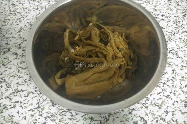 梅菜肉饼的做法图解1
